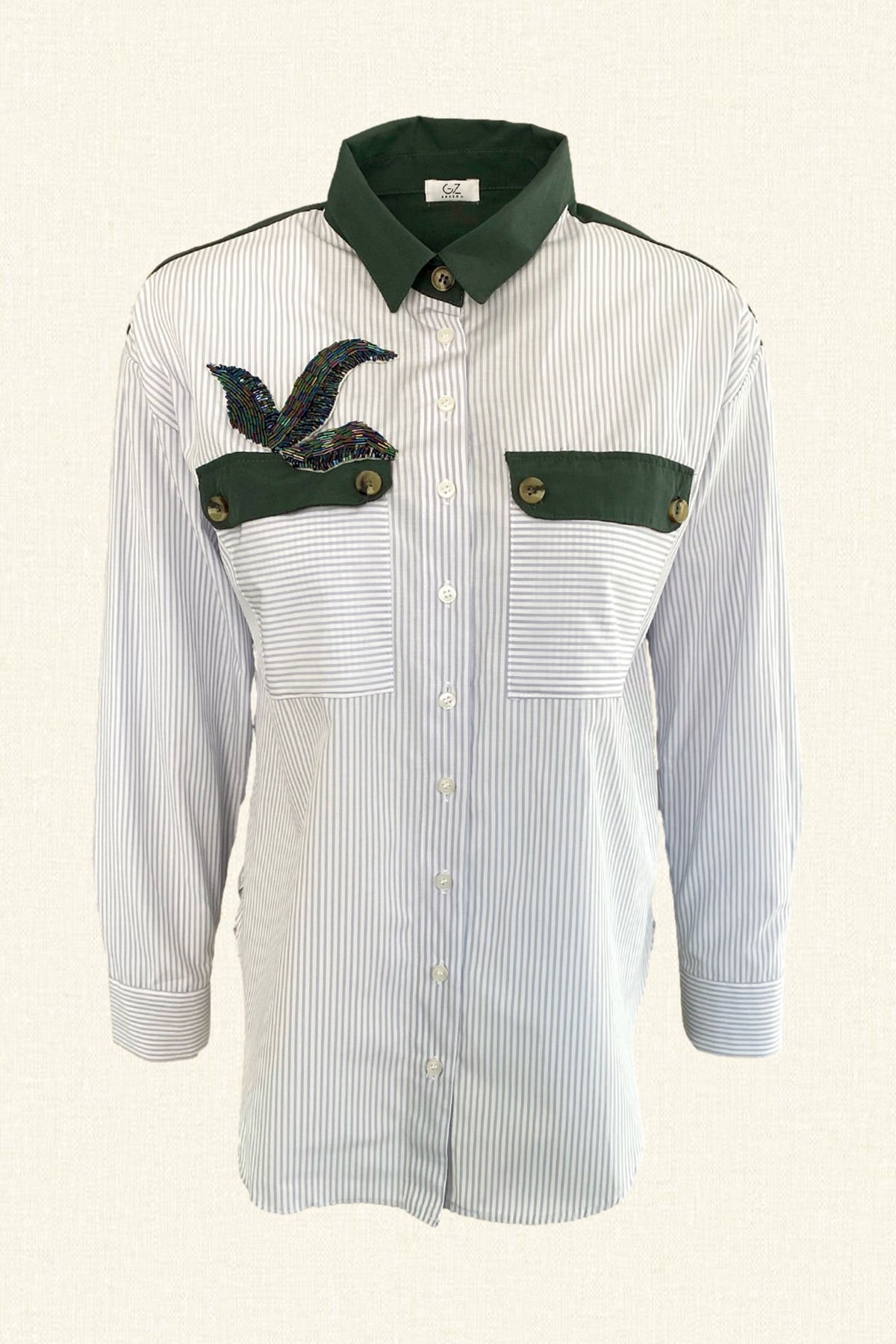 Kristal İşlemeli Yeşil Detaylı Mavi Çizgili Gömlek