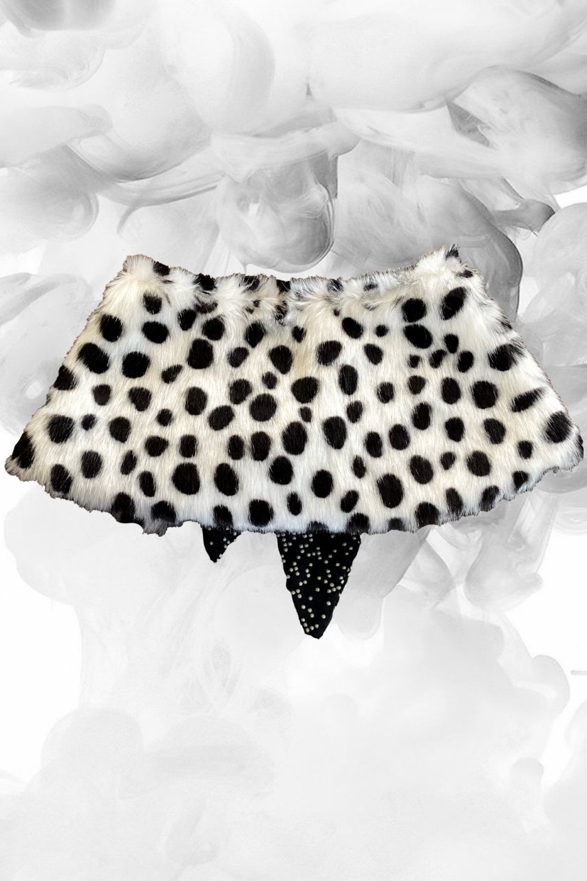 Boncuk İşlemeli Dalmaçyalı Kürk Yaka