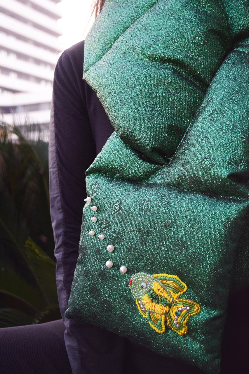 Balık İşlemeli Yeşil Şişme Atkı