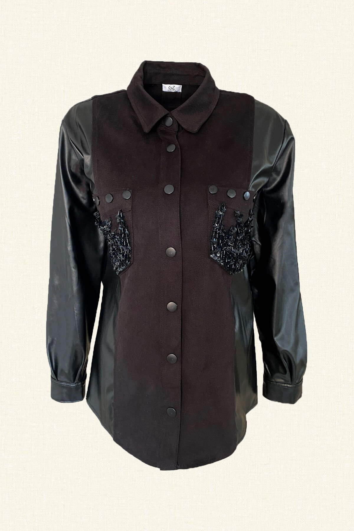 Siyah Alev İşlemeli Kolları Deri Detaylı Jean Ceket