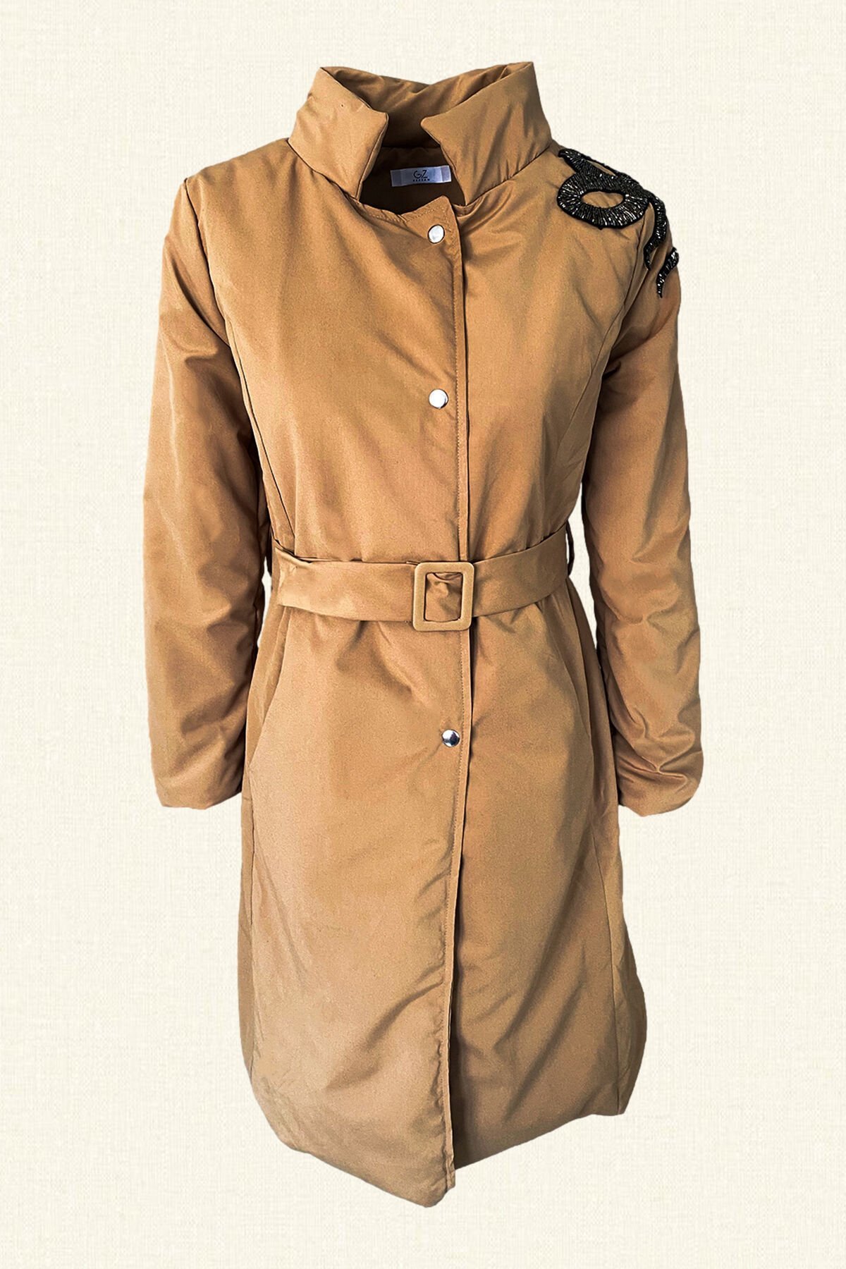 Bakır Halat İşlemeli Krem Kapitone Uzun İnce Mont