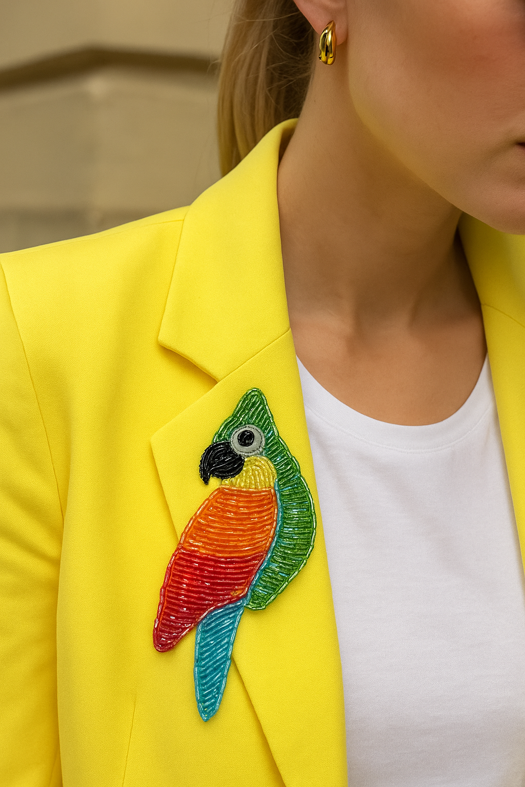 Renkli Kuş İşlemeli Sarı Blazer Ceket