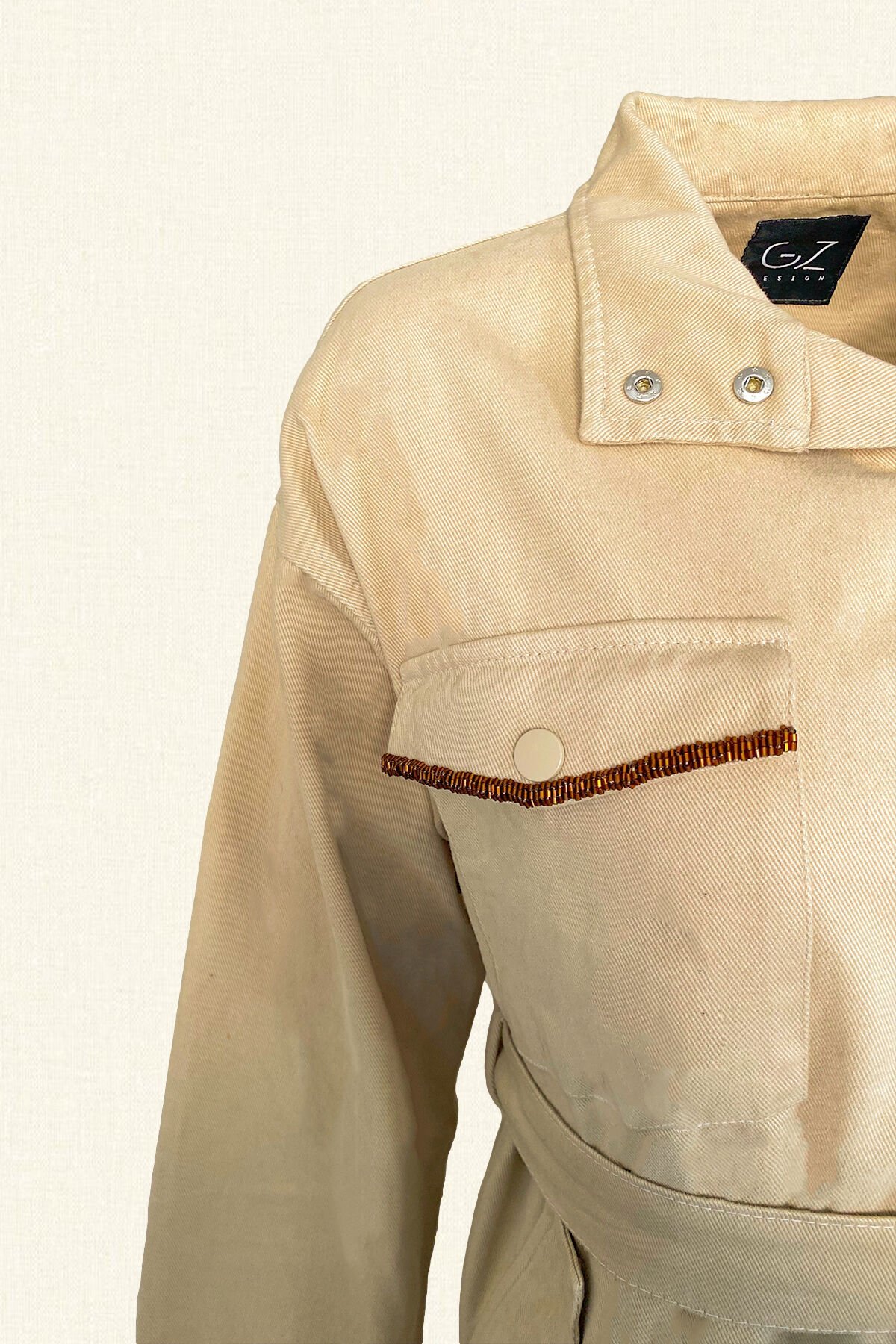 Deri Üzeri Boncuk İşlemeli At Figürlü Krem Renk Jean Ceket