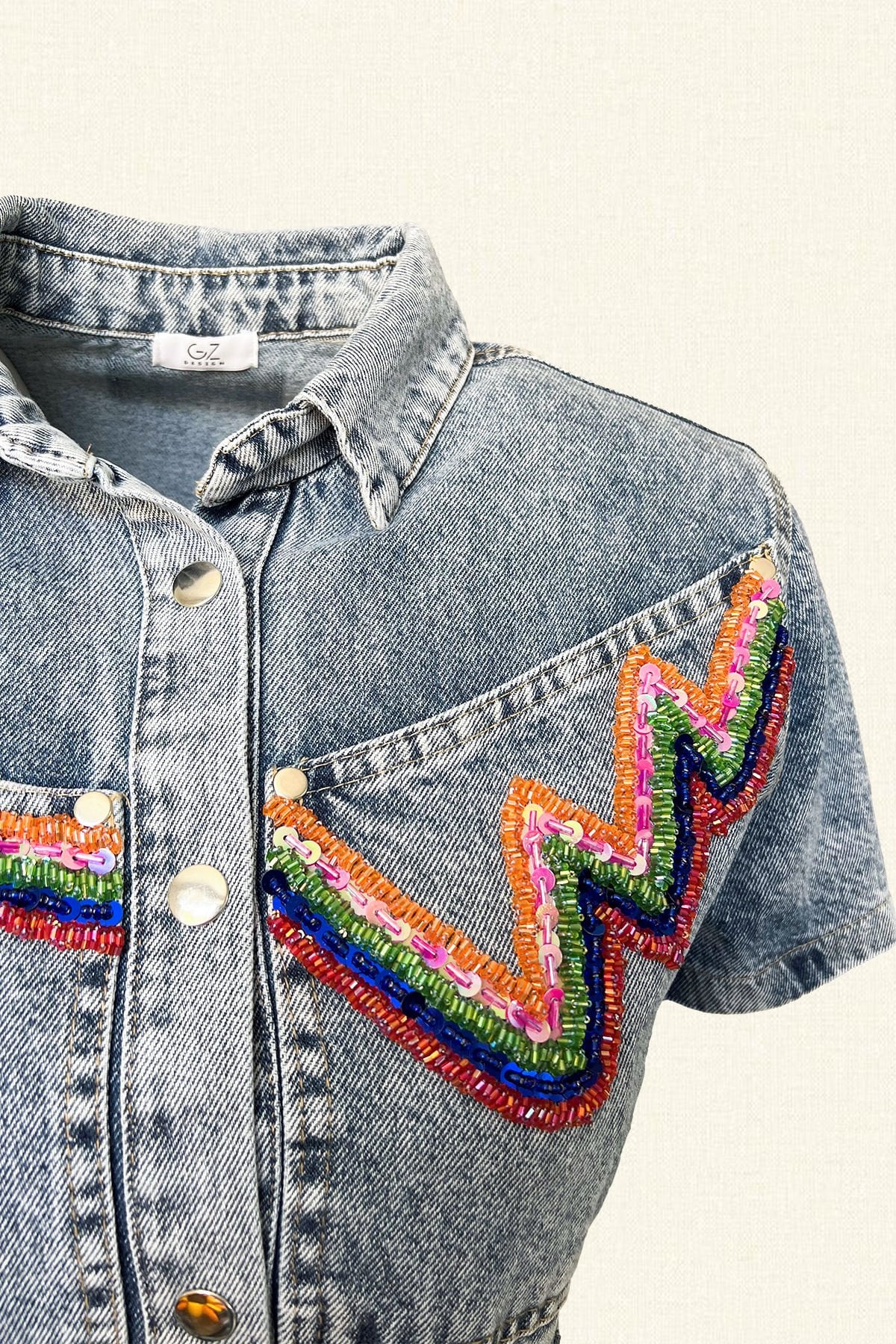 Renkli İşleme Detaylı Açık Renk Jean Elbise