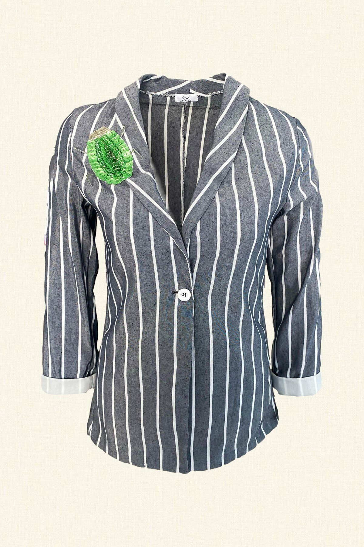 Yeşil Böcek İşlemeli Beyaz Çizgili Gri Renk Keten Blazer Ceket