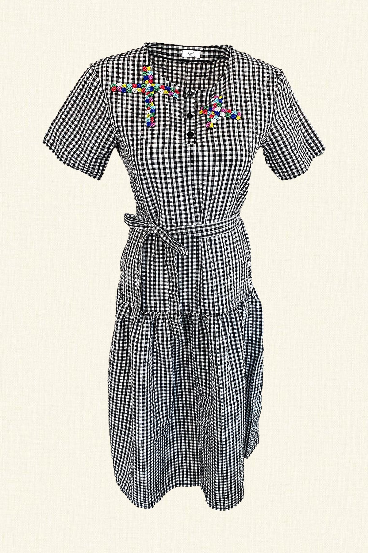 Renkli X İşlemeli Siyah Pötikare Midi Boy Elbise