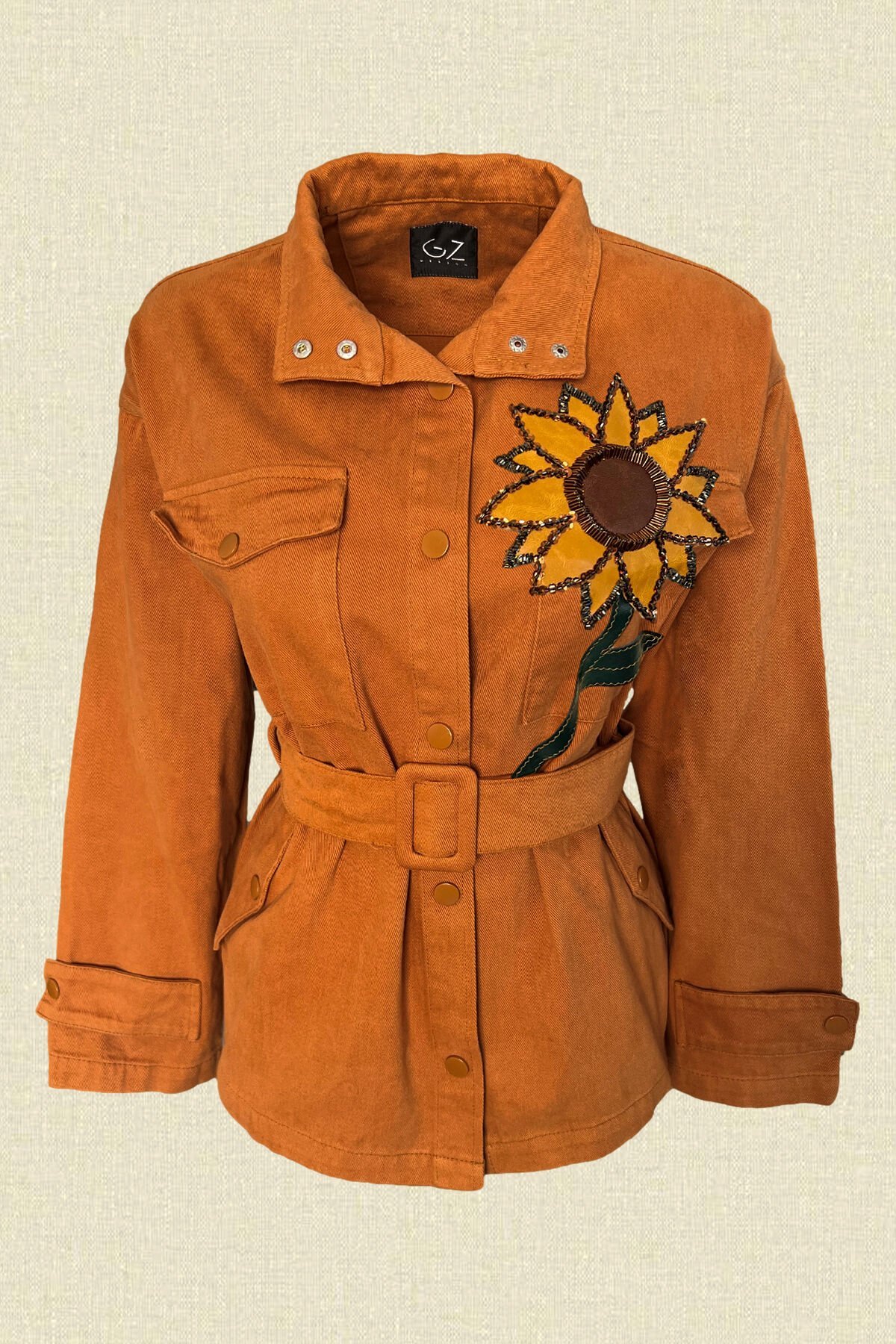 Deri Üzeri Boncuk İşlemeli Ayçiçeği Figürlü Siyah Kiremit Jean Ceket