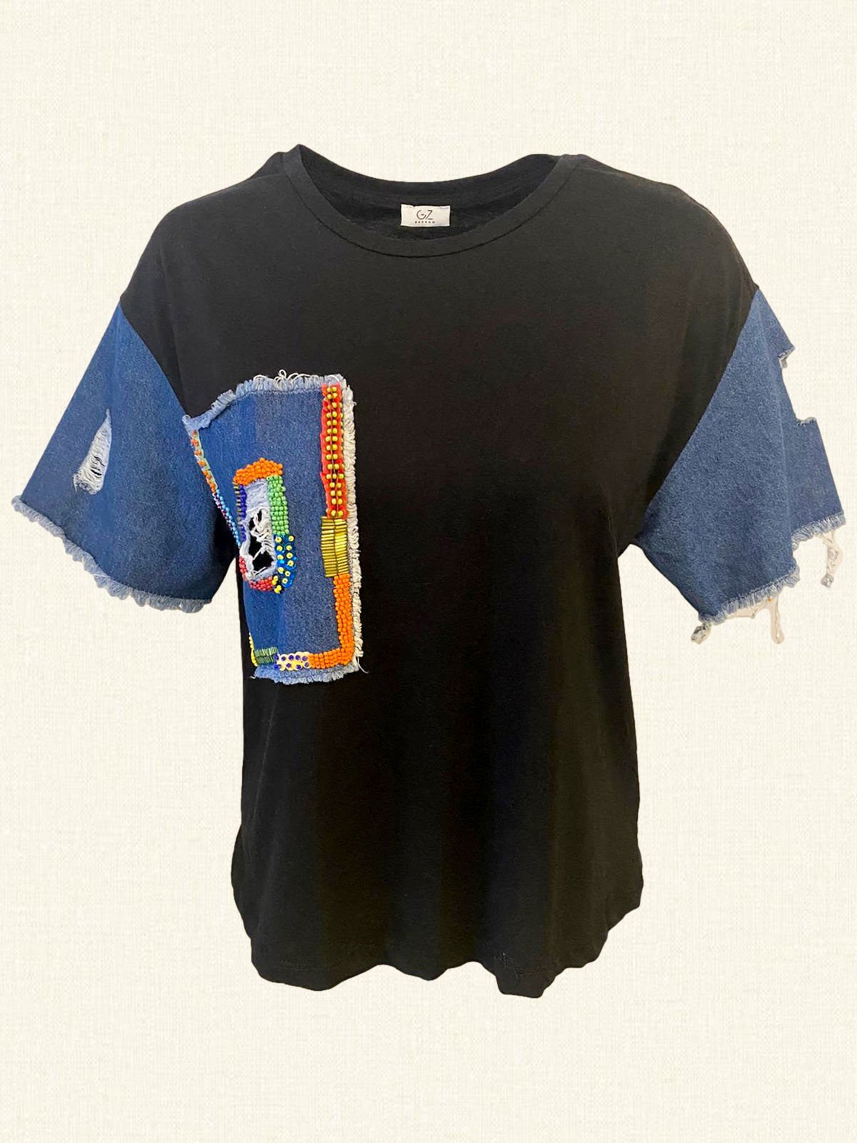 Jean Detaylı Boncuk İşlemeli Siyah Tişört