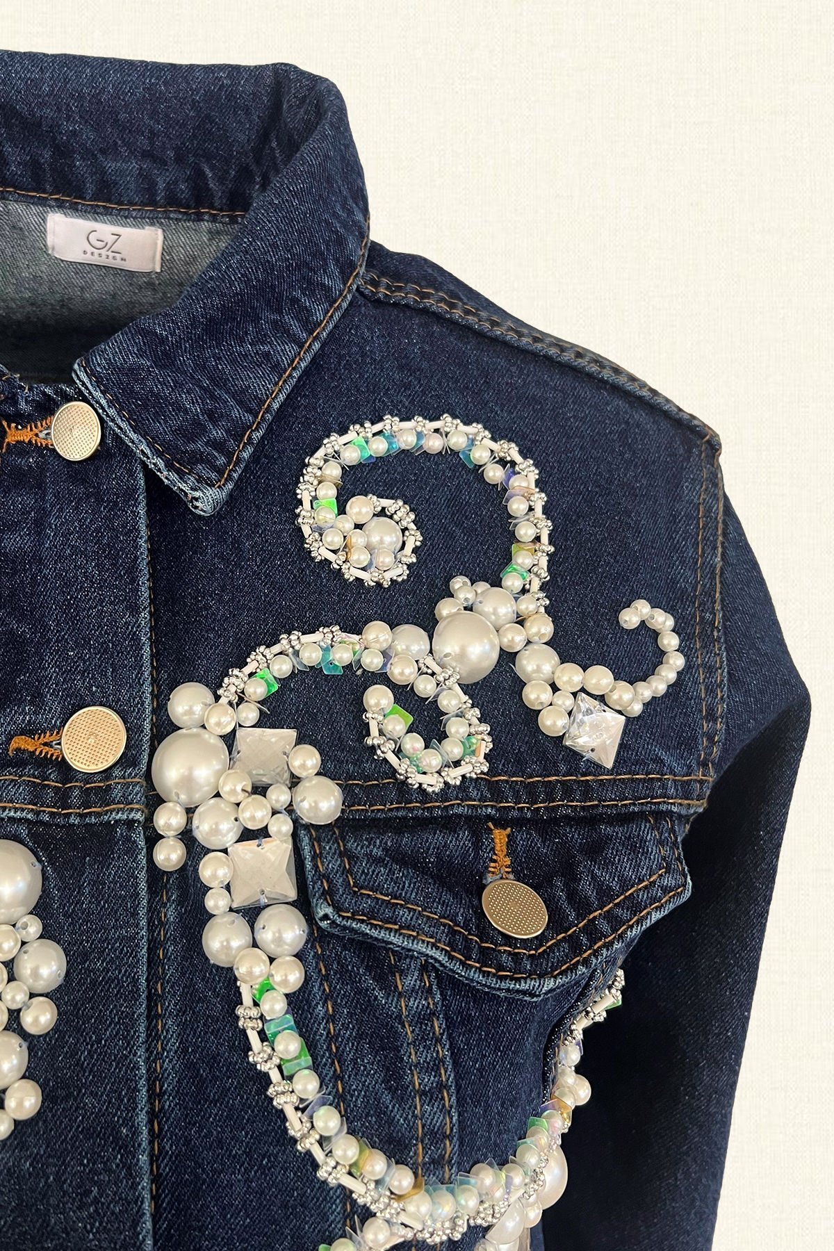 İnci ve Kristal Taş İşlemeli Koyu Renk Jean Ceket