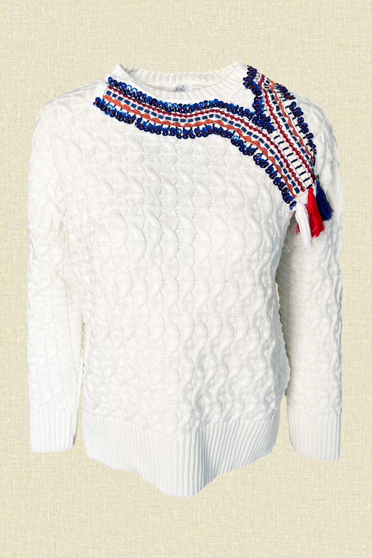Kırmızı-Mavi İşlemeli Beyaz Triko Kazak