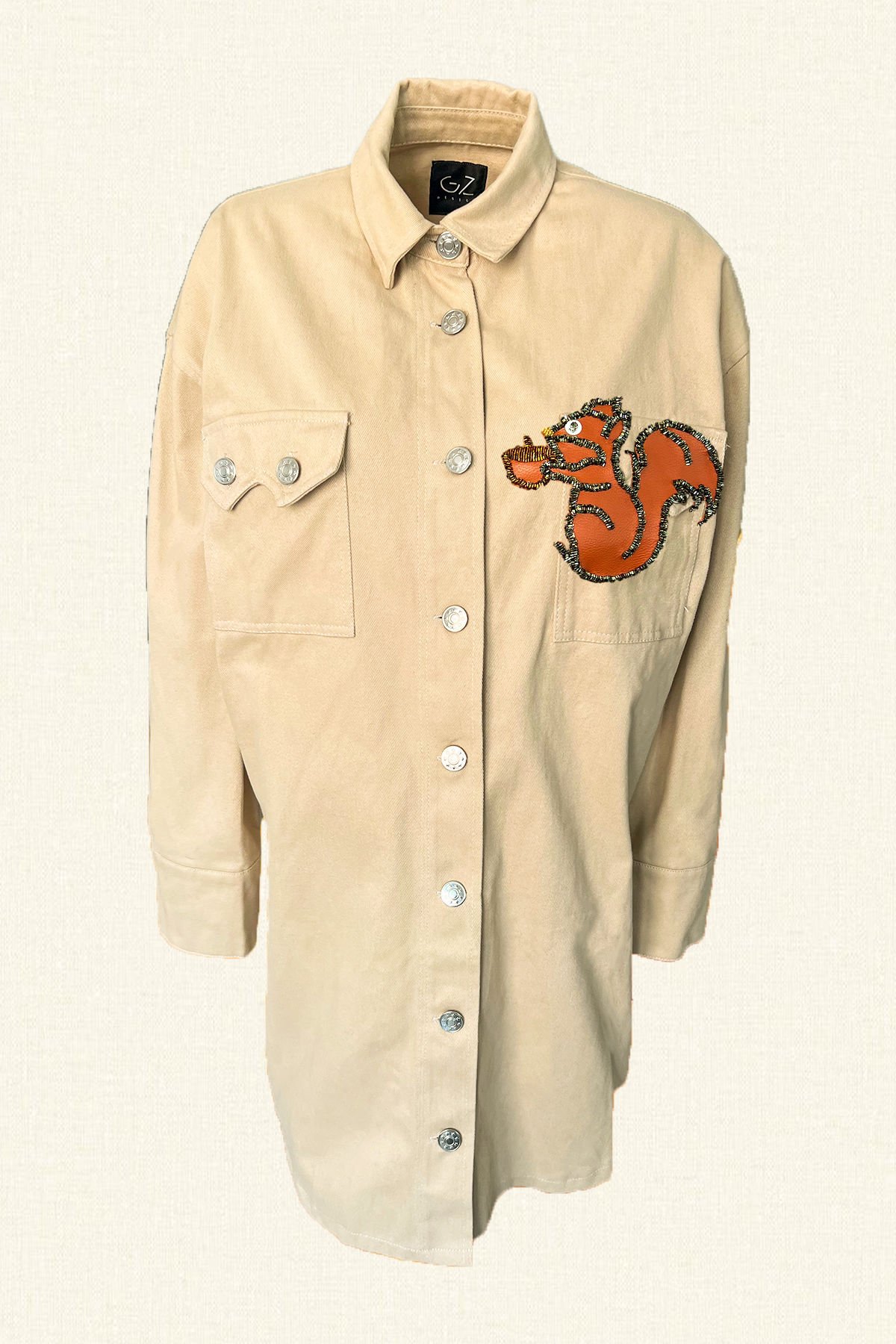 Deri Üzeri Boncuk İşlemeli Sincap Figürlü Uzun Krem Renk Jean Ceket