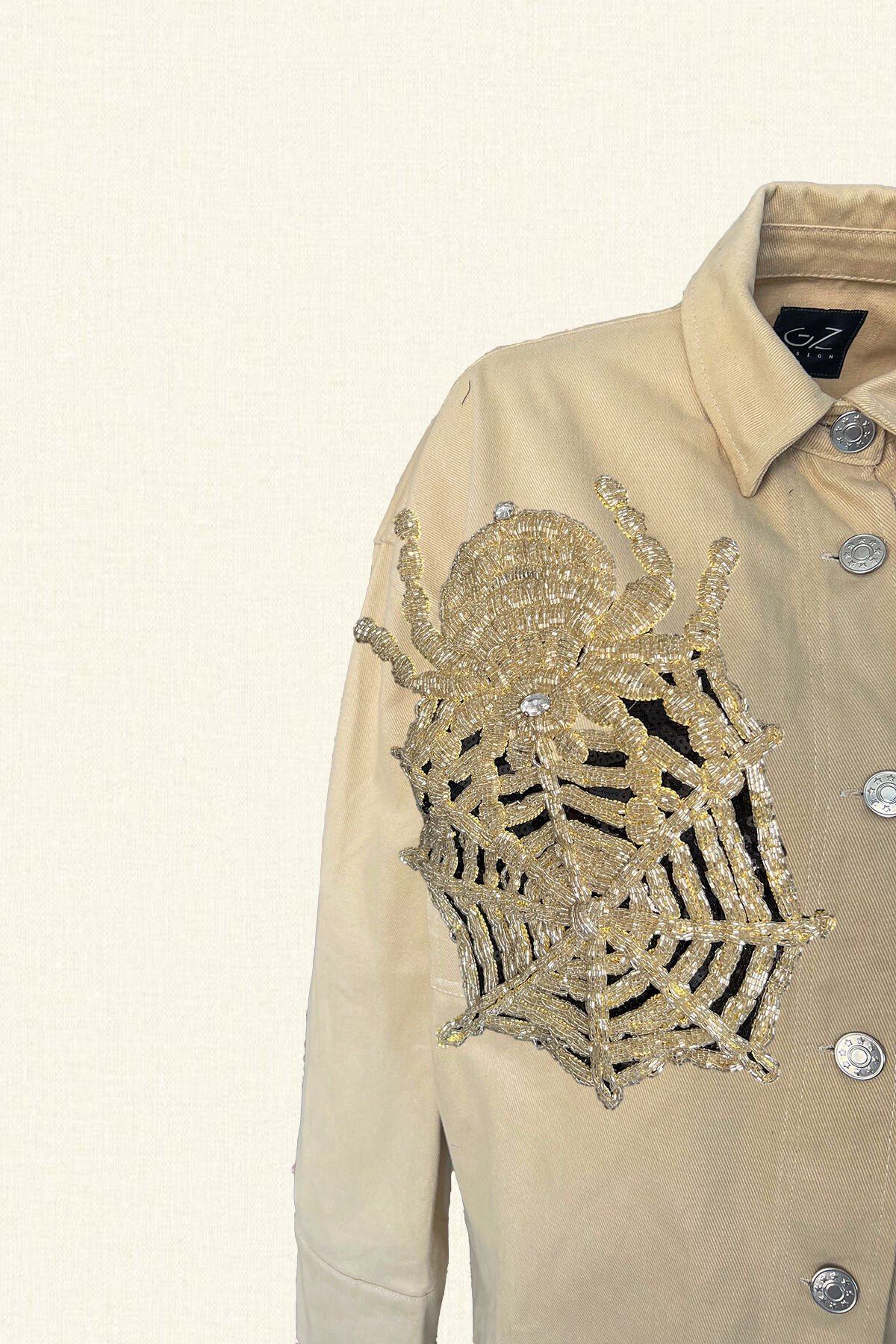 Örümcek İşlemeli Uzun Krem Renk Jean Ceket