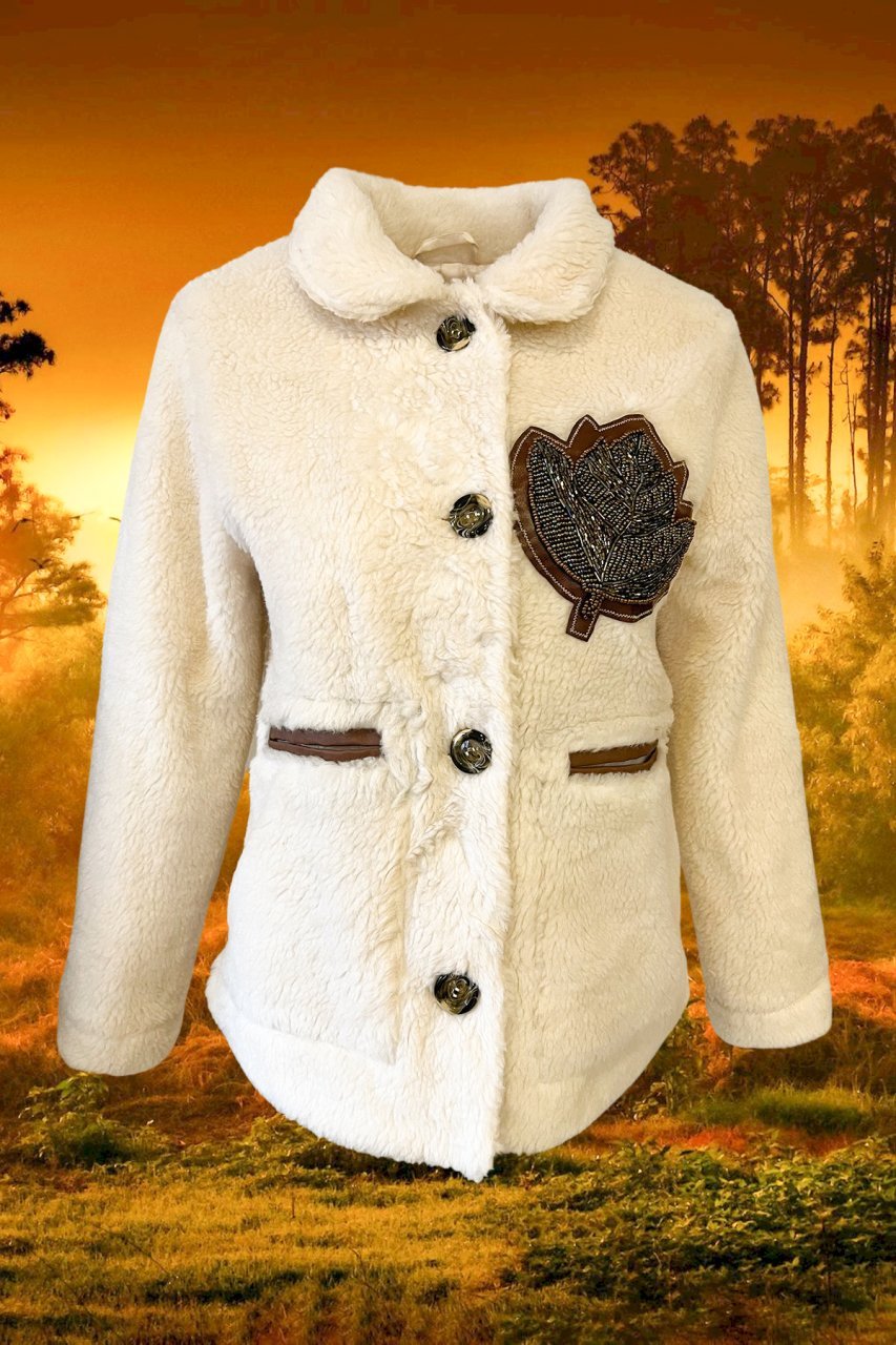 Deri Yaprak Detaylı Krem Renk Peluş Kaban