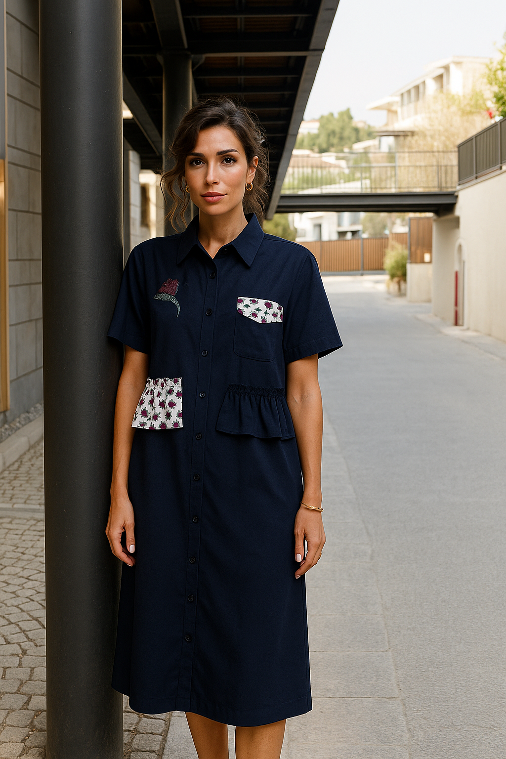 Lale İşlemeli Fırfır Detaylı Oversize Lacivert  Midi Boy Elbise