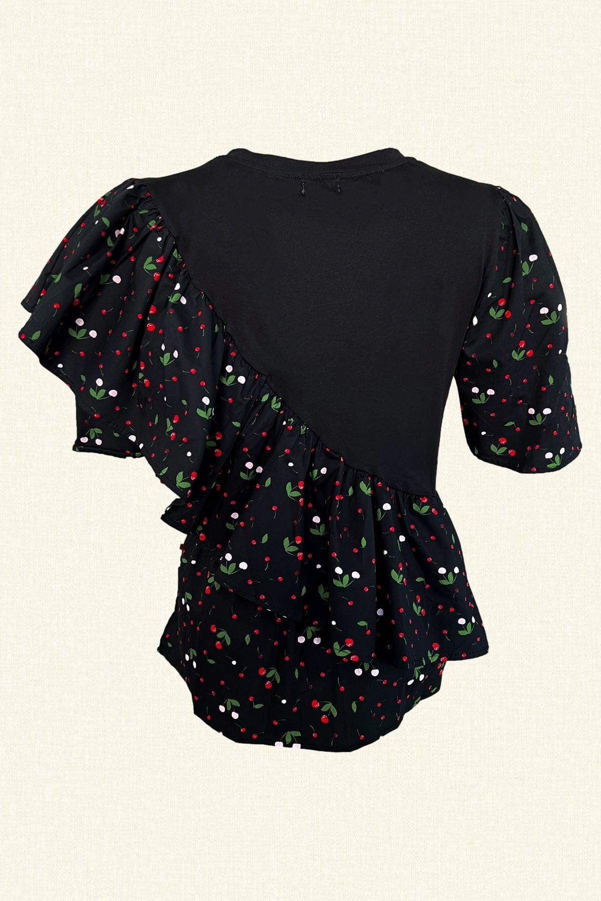 Kiraz İşlemeli Fırfır Detaylı Siyah Bisiklet Yaka Oversize Tişört