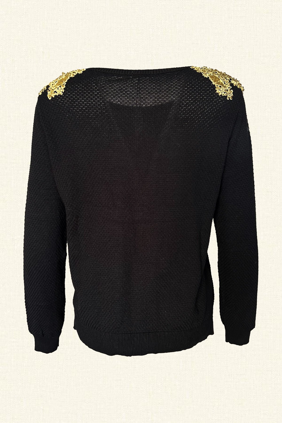 Omuzları Gold İşlemeli Siyah Renk Triko Kazak