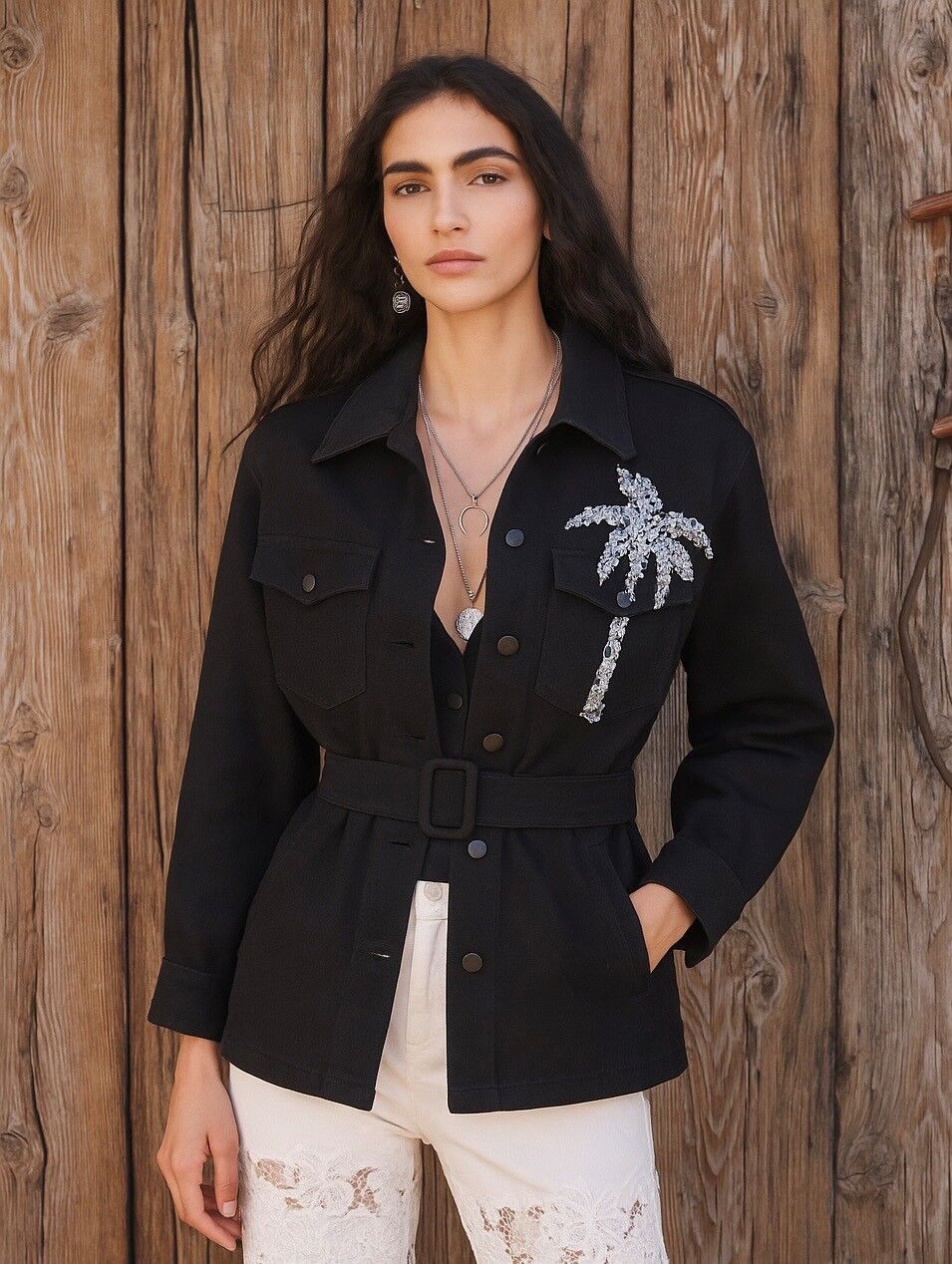 Gümüş Palmiye İşlemeli Siyah Jean Ceket