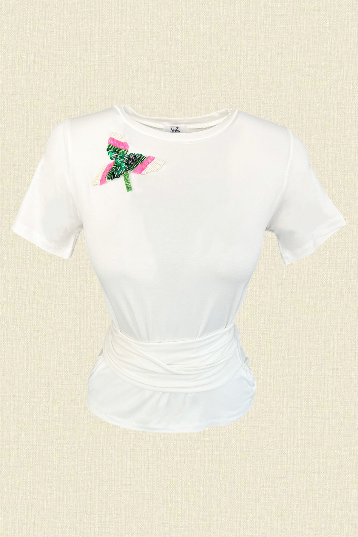 Pembe Çiçek İşlemeli Bağlama Detaylı Beyaz Bluz