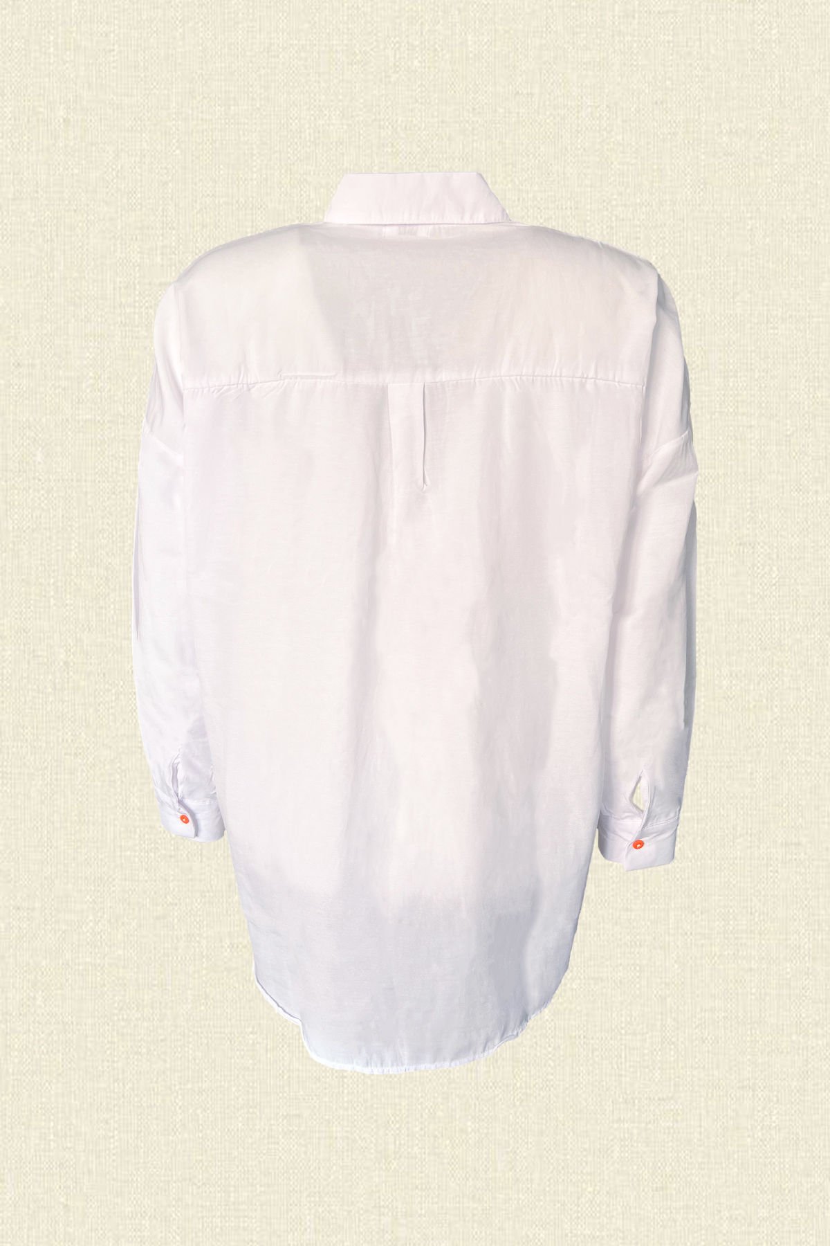 Boncuk İşlemeli Turuncu Çizgi Detaylı Beyaz Oversize Gömlek