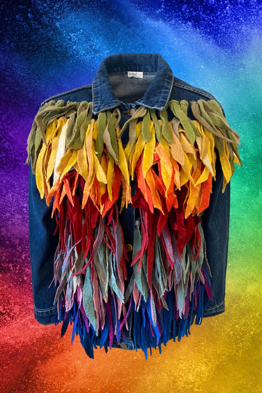 Renkli Keçe Püsküllü Koyu Renk Jean Ceket