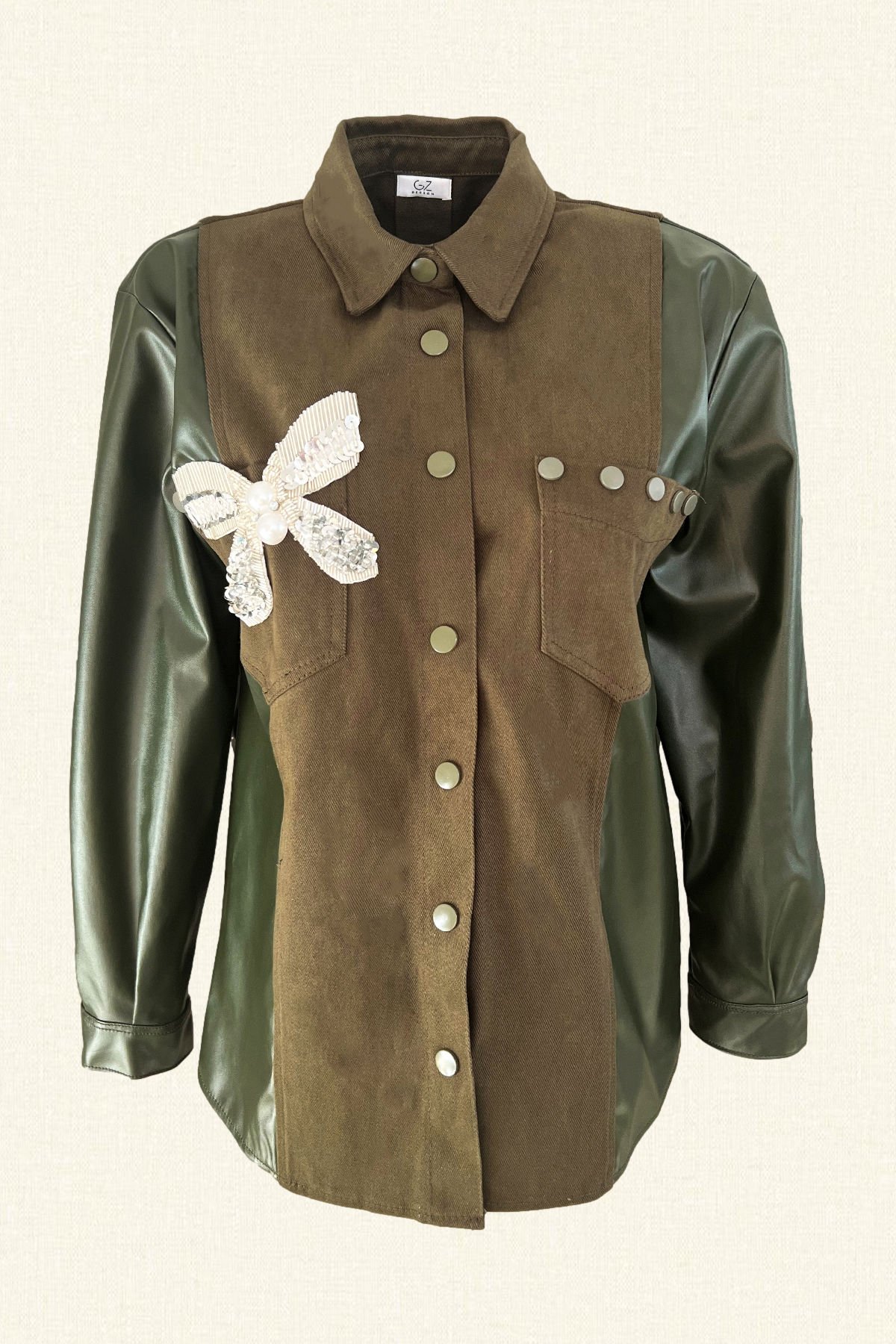 Gümüş Kelebek İşlemeli Kolları Deri Detay Yeşil Jean Ceket