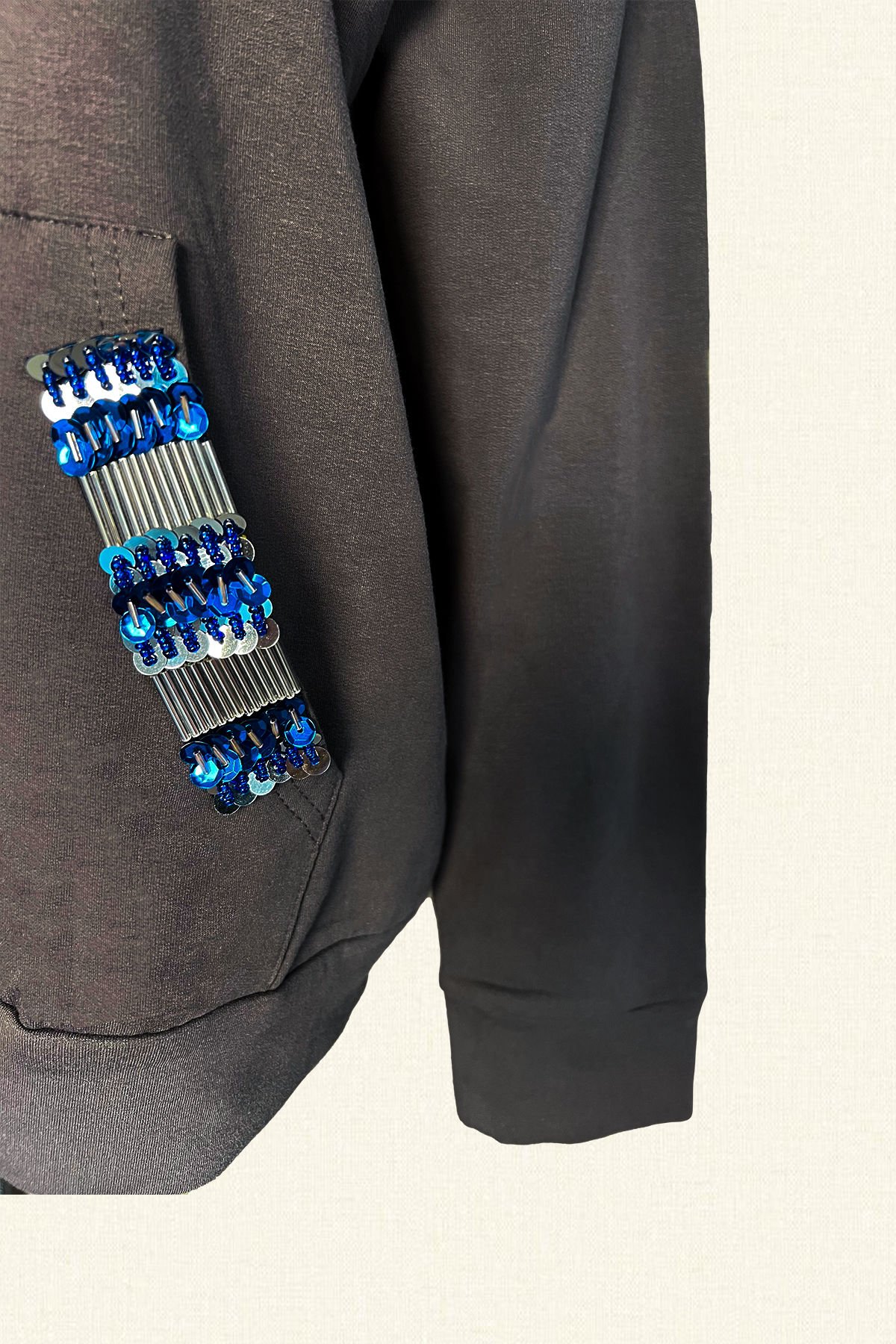 Mavi İşlemeli Gri Renk Oversize Kapüşonlu Sweatshirt