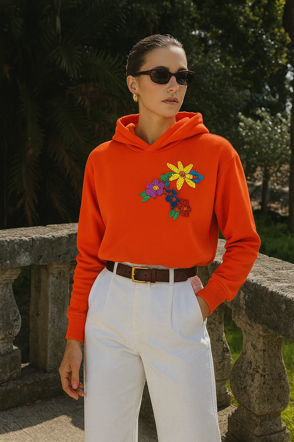 Renkli Çiçek İşlemeli Turuncu Renk Oversize Kapüşonlu Sweatshirt