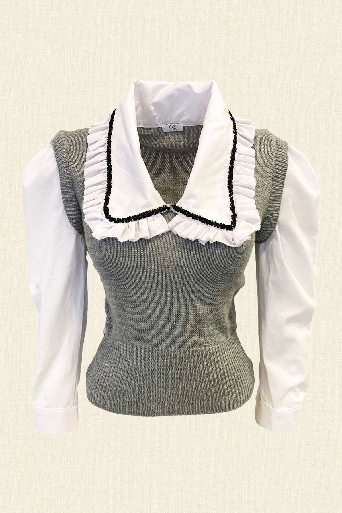 Yakası Boncuk İşlemeli Gömlek Detaylı Gri Triko Süveter