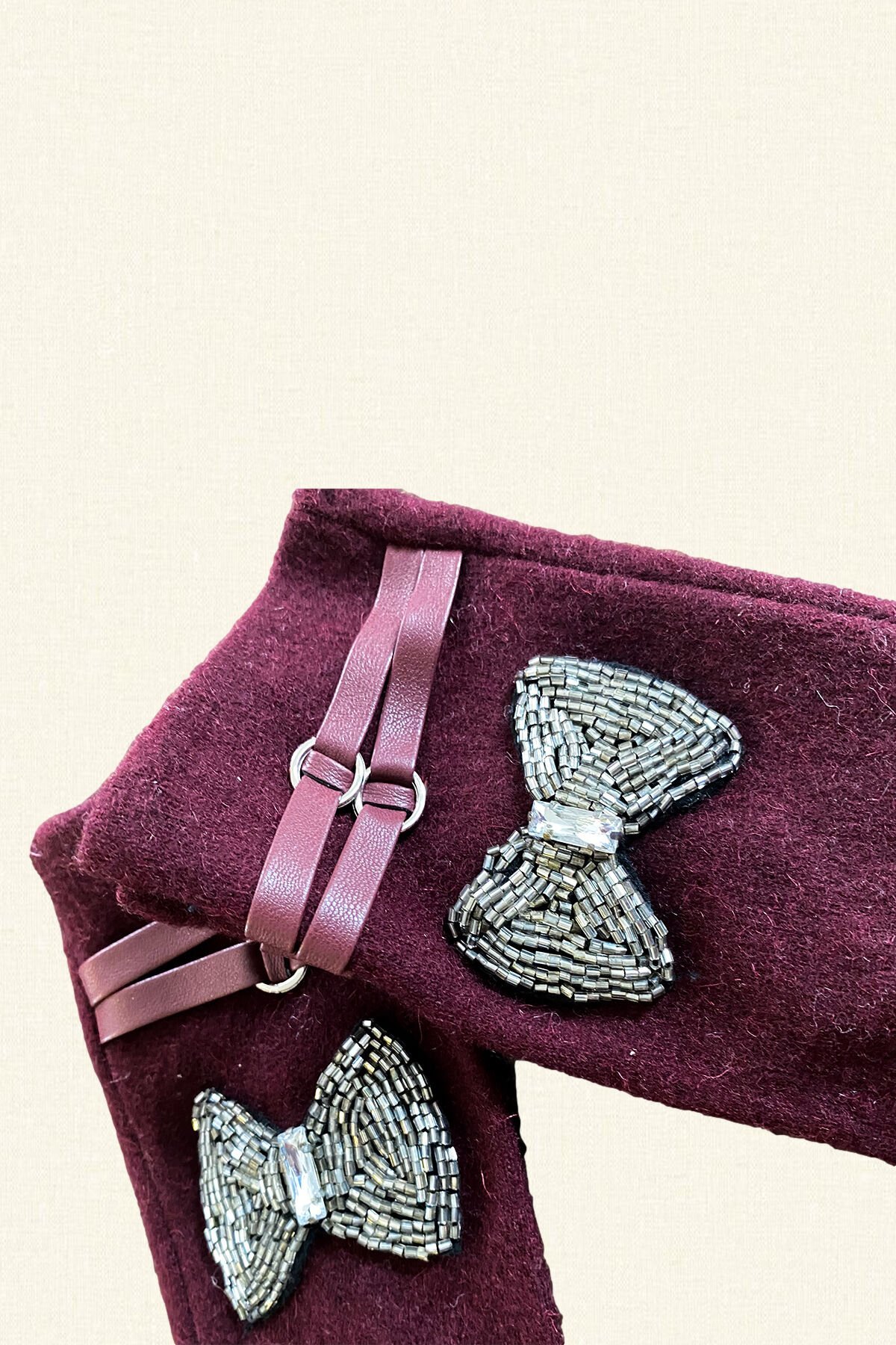 Fiyonk Detaylı Bordo Eldiven