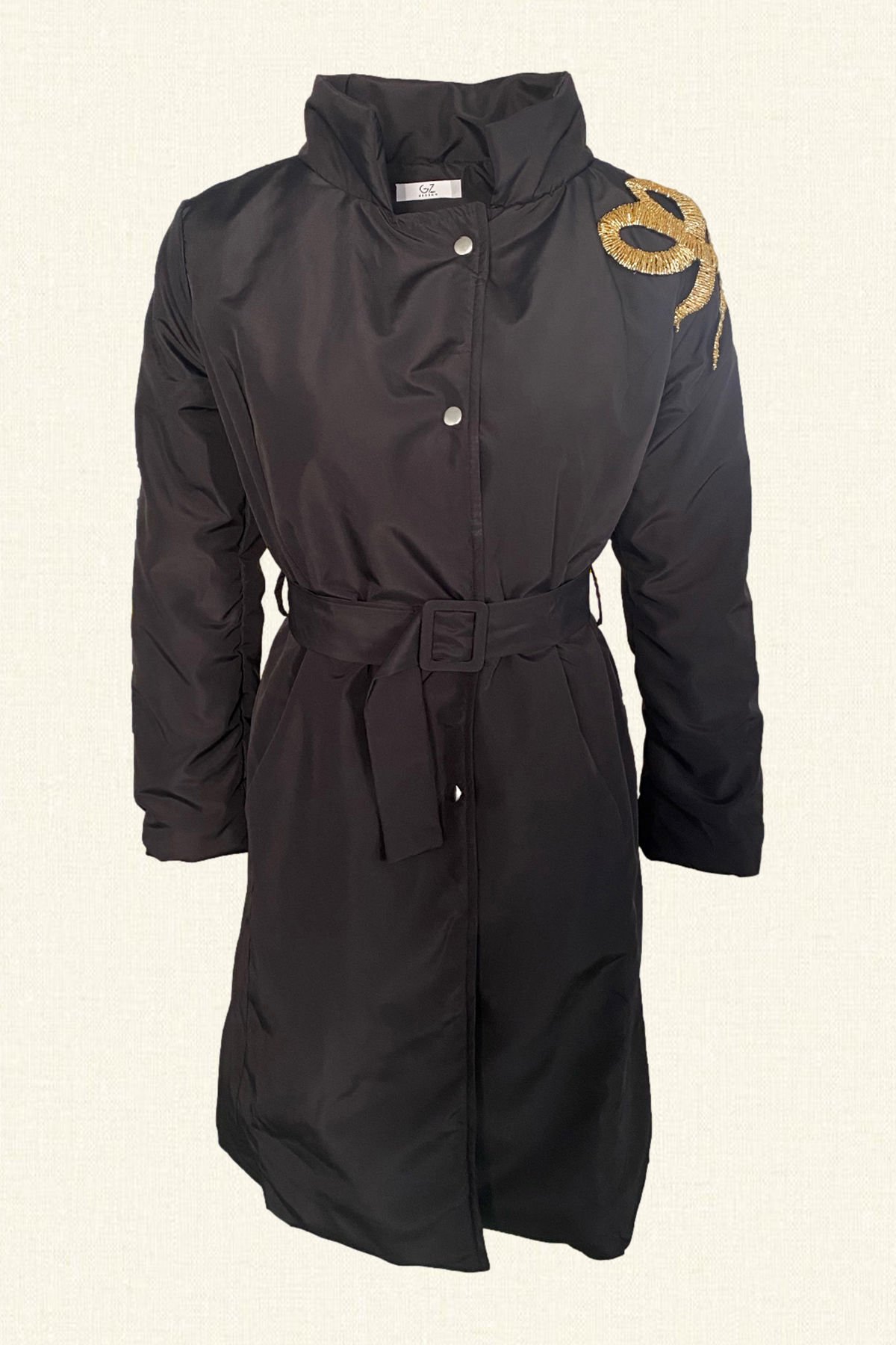 Gold Halat İşlemeli Siyah Kapitone Uzun İnce Mont