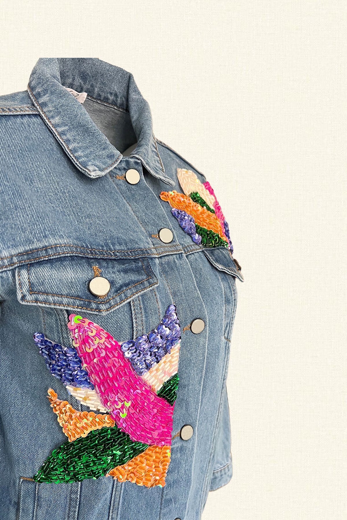 Renkli Pul İşlemeli Jean Ceket